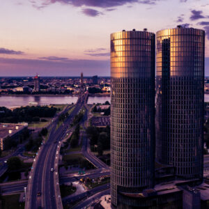 Atmosfēriska ainava, kas izceļ gaismas un ēnu spēli | Ainavu Fotogrāfs – Ventaskrasts Media