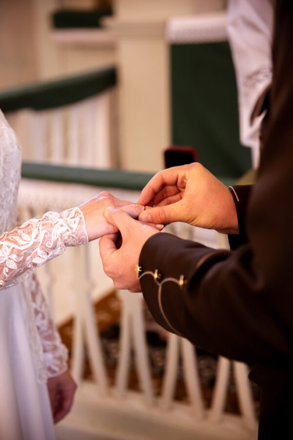 Radoši un kvalitatīvi kāzu foto un video risinājumi pāriem Latvijā | Kāzu Fotogrāfs un Filmētājs – Ventaskrasts Media