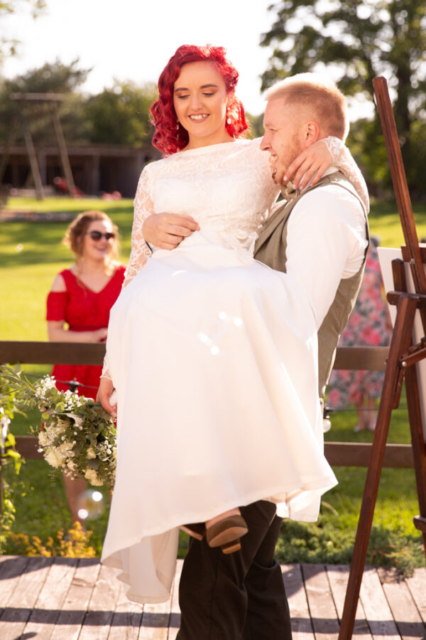 Kāzu foto un video pakalpojumi ar estētisku un emocionālu līdzsvaru | Kāzu Fotogrāfs un Filmētājs – Ventaskrasts Media