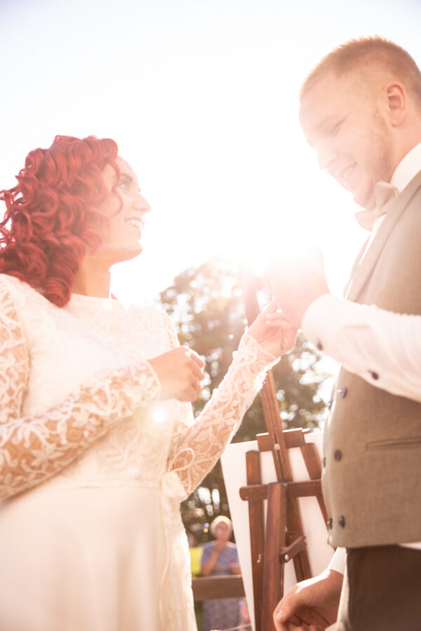 Profesionāla kāzu dienas dokumentācija ar sajūtu | Kāzu Fotogrāfs un Filmētājs – Ventaskrasts Media