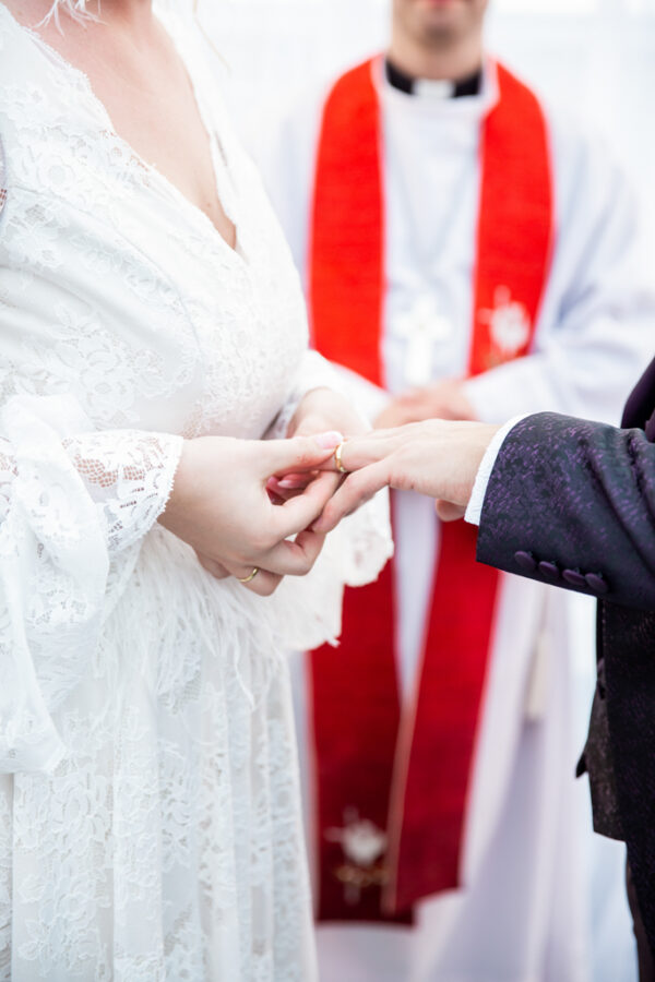 Kāzu stāsts vizuālajā valodā – no idejas līdz izpildei | Kāzu Fotogrāfs un Filmētājs – Ventaskrasts Media