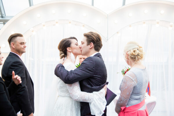 Autentiski kāzu foto un video ar individuālu pieeju | Kāzu Fotogrāfs un Filmētājs – Ventaskrasts Media