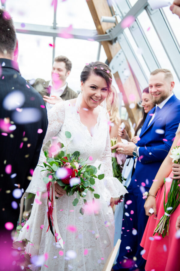 Kāzu foto un video pakalpojumi ar estētisku un emocionālu līdzsvaru | Kāzu Fotogrāfs un Filmētājs – Ventaskrasts Media