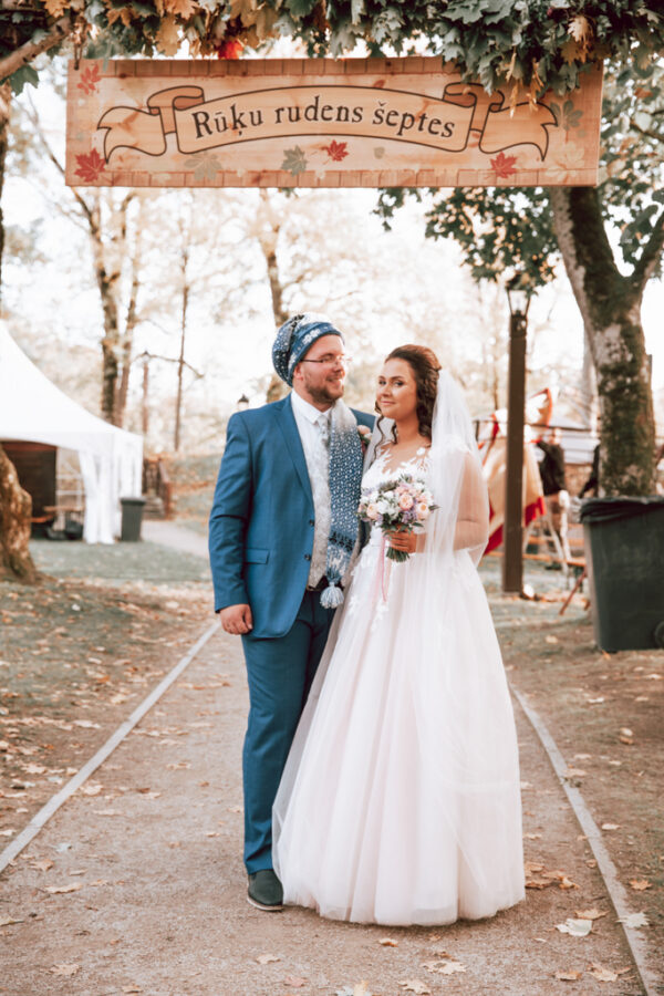 Radošs kāzu saturs bez klišejām un pozēšanas | Kāzu Fotogrāfs un Filmētājs – Ventaskrasts Media