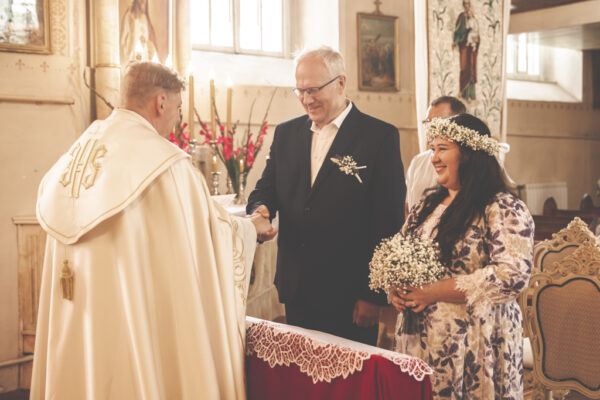 Kāzu foto un video pakalpojumi ar estētisku un emocionālu līdzsvaru | Kāzu Fotogrāfs un Filmētājs – Ventaskrasts Media