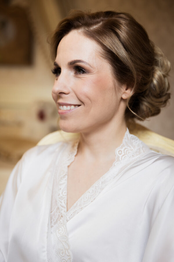 Profesionāls kāzu fotogrāfs Rīgā – radoši un emocionāli foto, kas atspoguļo jūsu īpašās dienas skaistākos mirkļus ar kvalitātes garantiju