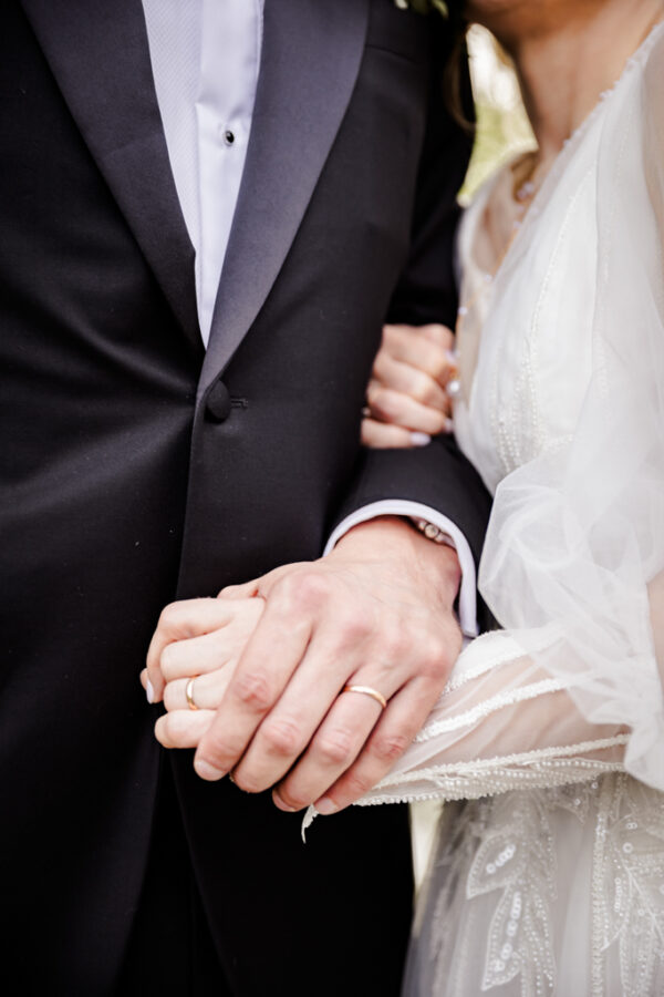 Kāzu fotogrāfs Vidzemē – skaistas fotosesijas Siguldā, Cēsīs un citās vietās ar dabas un vēsturisko ainavu burvību